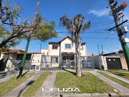 Venta De Duplex 4 Ambientes En Ituzaingo Norte
