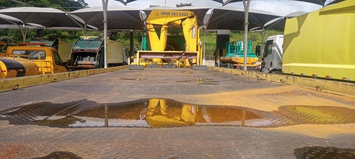 Plataforma Guincho Hidráulica Jota Truck Ano 2017