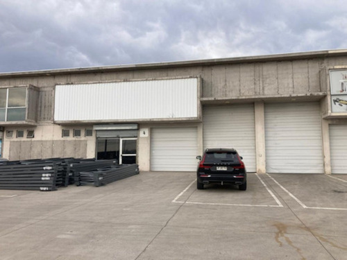Arriendo Bodega De 1.001 M2 En Parque Industrial, Pudahuel.