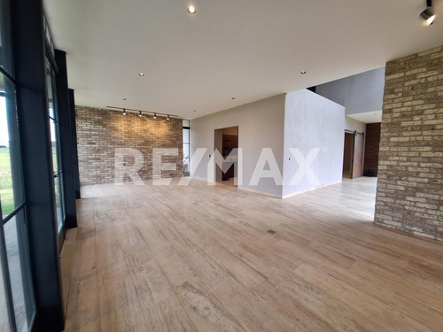 Casa En Venta En Condominio Polo & Ski Club