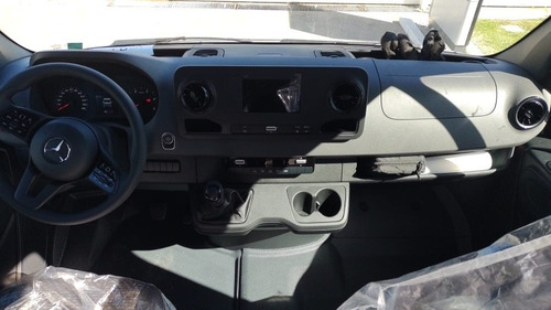 Imagen 4 de 6 de Mercedez Sprinter 316 Mixta 2022