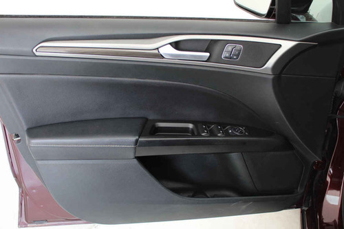 Imagen 13 de 15 de Ford Fusion 2017 4 Cilindros