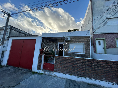 Venta Casa 4 Dormitorios Paso Molino Con Cochera