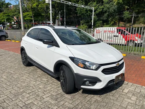 Chevrolet Onix Activ 1.4 LTZ mecanico