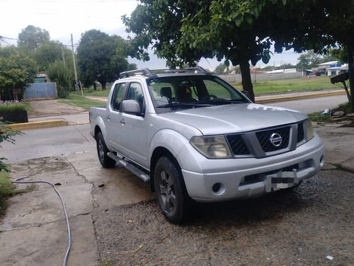 Nissan Frontier 2.5 Le Cab Doble 4x4 Tap. Cuero