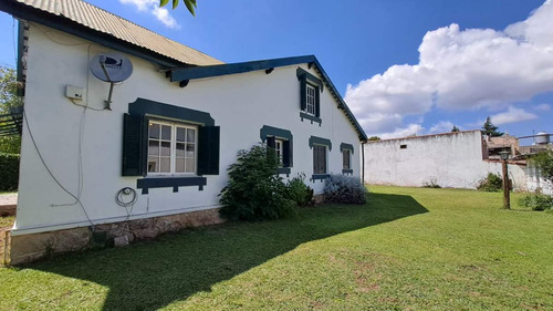 Se Vende Casa En Pleno Centro De La Cumbre. Apto Comercial