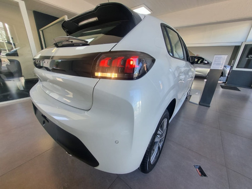 Imagen 16 de 19 de Peugeot 208 2023 1.6l Feline Tiptronic Dd