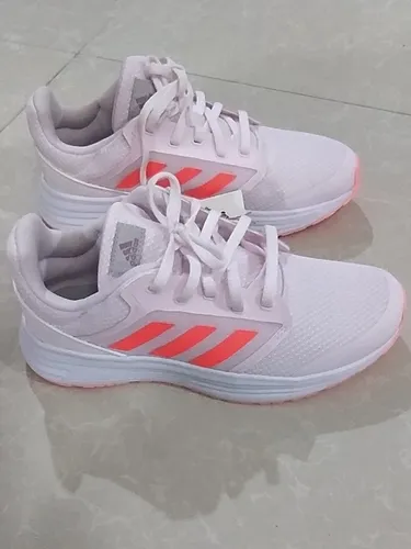 Adidas top rosas fosforescentes