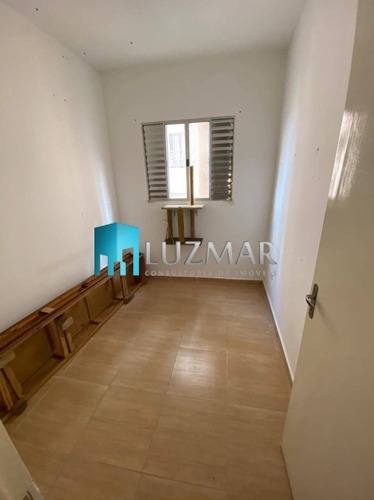 Imagem 4 de 8 de Apartamento Com Três Dormitórios No Embu Das Artes - 352ll