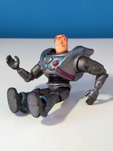 Muñeco Buzz Lightyear Minatura Articulado (Usado)