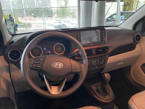 Imagen 4 de 8 de Grand I 10 Sd Gls Tm 2022