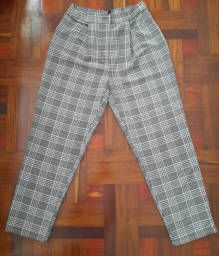 Pantalones cuadros blanco y negro mujer new arrivals