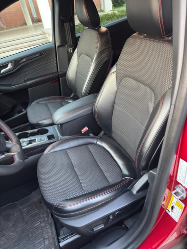 Ford Escape 2.5 St-Line Select Awd Hybrid Cvt