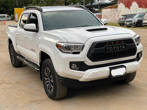 Imagen 2 de 8 de Toyota Tacoma 2020 3.5 Edición Especial 4x4 At