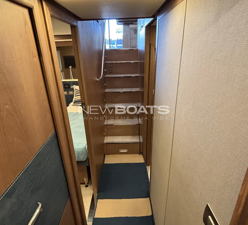 Intermarine 62 Ñ Azimut Schaefer Ferretti Princess