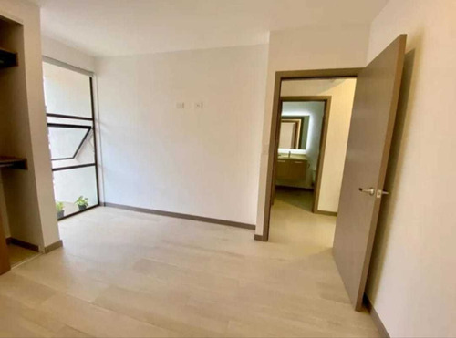 Imagen 9 de 16 de Moderna Residencia En Escazú