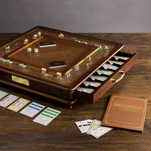 Juego De Mesa Monopoly En Madera, De Winning Solutions