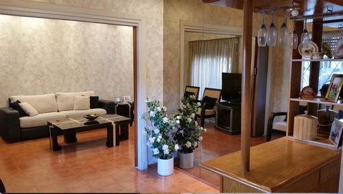 Imagen 8 de 14 de Casa Venta Pta. Carretas 5 Dorm. 4 Baños 2 Cocheras Barbacoa C/parrillero