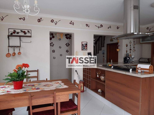 Sobrado 275m², 03 Dormitórios, 01 Suíte, 04 Vagas - Ca0074
