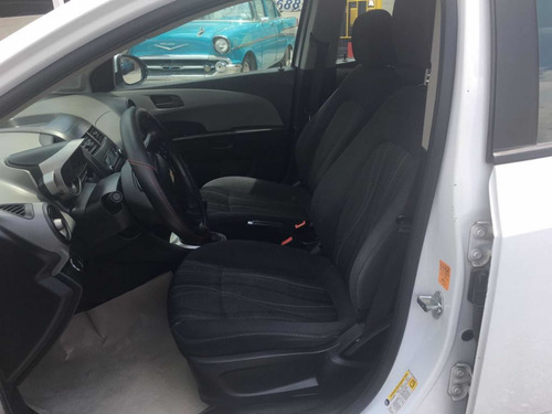 Imagen 8 de 12 de Ford Fusion 2018 2.0 Titanium At