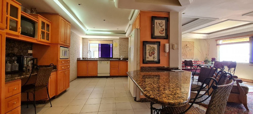 Imagen 8 de 12 de Remax Infinity Vende Exclusivo Apartamento En Res. Crasqui 138720 Frances Mijares 04144990396