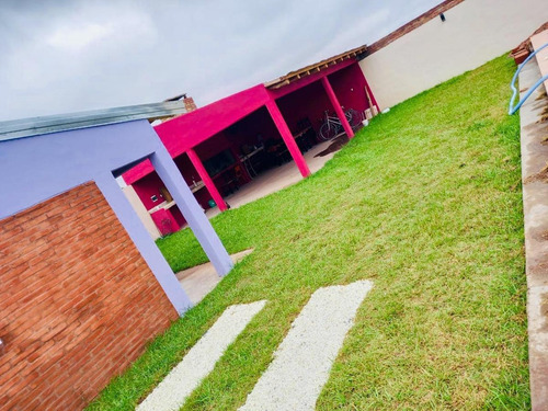Imagen 3 de 10 de Cuatro Cabañas En Lote De 1.000m2 Pileta - San Rafael