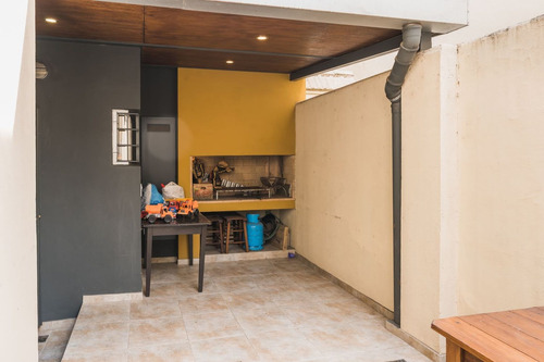 Imagen 12 de 30 de Venta Casa De Pasillo Pichincha