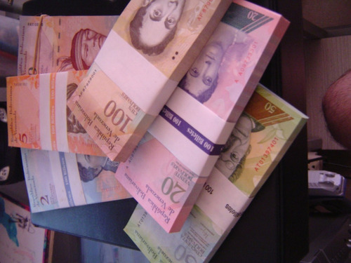 Pacas De Billetes De 2 5 10 20 50 100 Bolivares