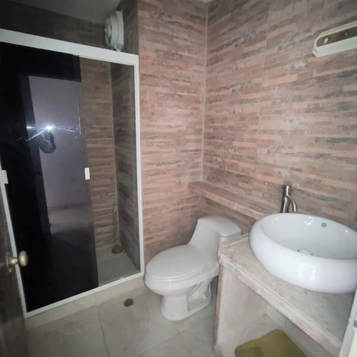 Imagen 7 de 11 de Vendo En Rebaja Apartamento En La Rosaleda