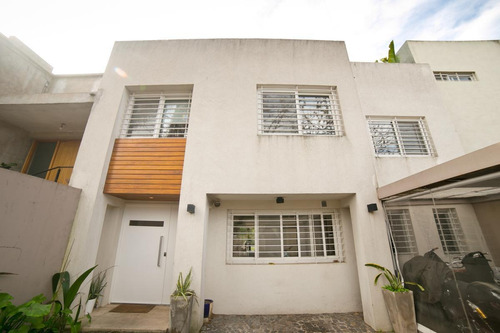 Imagen 12 de 30 de Venta Casa De 3 Dormitorios En Punta Chica, Estilo Minimalista, Con Jardín Y Pileta