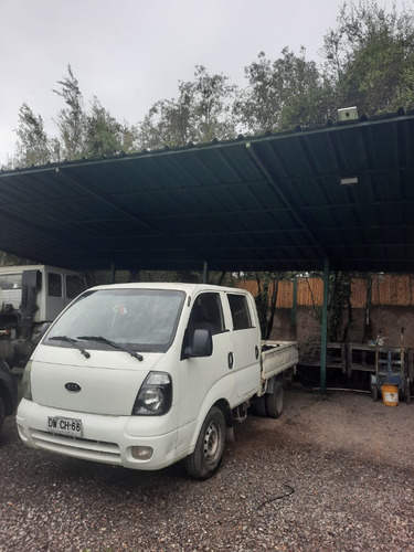 Vendo Camioneta Kia Frontier 2.9 Cabina Doble Año 2012