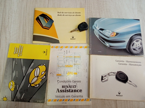 Imagem 11 de 13 de Renault Megane 2000 1.6 Rn 5p