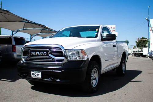 Dodge Ram 1500 St 4x4 2019