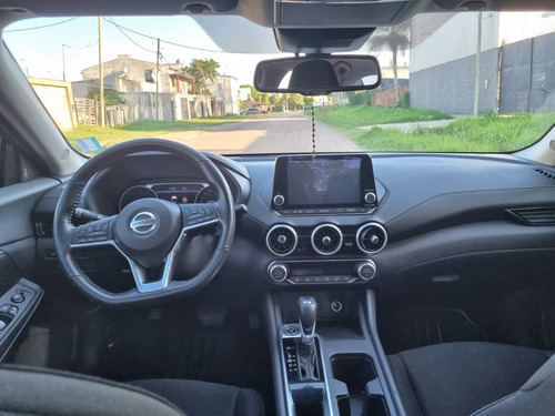 Nissan Sentra 2.0 Advance Cvt