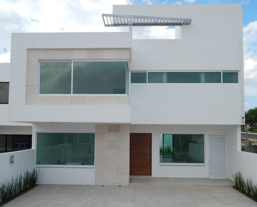 Hermosa Residencia, Lomas De Juriquilla, Jardín, Terraza, Estudio O 4ta Rec Pb