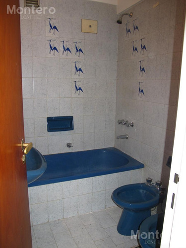 Departamento En Barrio Norte