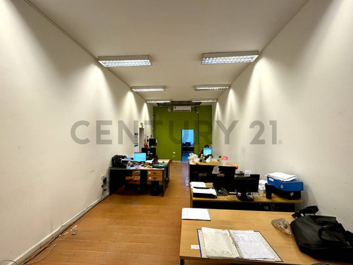 Alquiler - Local Comercial En Excelente Zona De Alta Circulación - Mendoza 3167