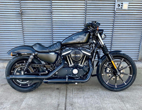 Imagen 1 de 7 de Harley Davidson 883 Iron