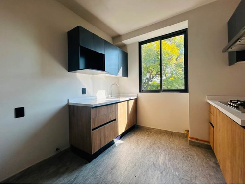 Departamento En Venta En Colonia Escandón, Comercio #· 86 En Miguel Hidalgo.entre José Martí Y Progreso, Cerca Av. Patriotismo, Av. Benjamín Franklin, Viaducto Miguel Alemán, Parque Morelos. Fl19-ru