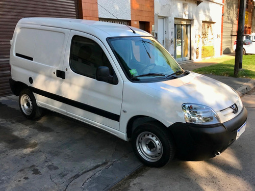 Peugeot Partner 1.6 Furgon Confort Patagonica 5 As Hdi Xtr
