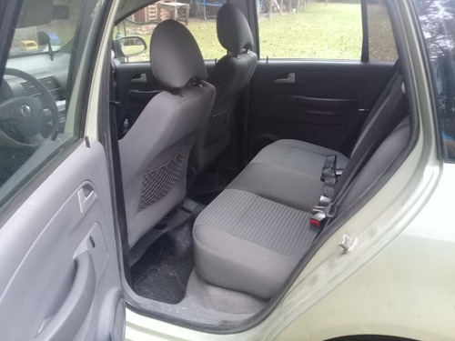Volkswagen Suran 2008