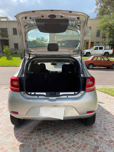 Imagen 9 de 13 de Renault Sandero 1.6 Expression 90cv Nac 2017