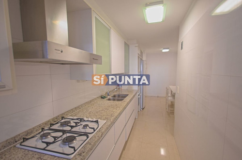Imagen 16 de 30 de Apartamento En Alquiler - Mansa