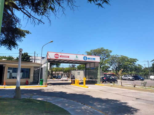 Excelente Depósito De 774 M2 En Alquiler En Predio Cerrado, Villa Adelina.