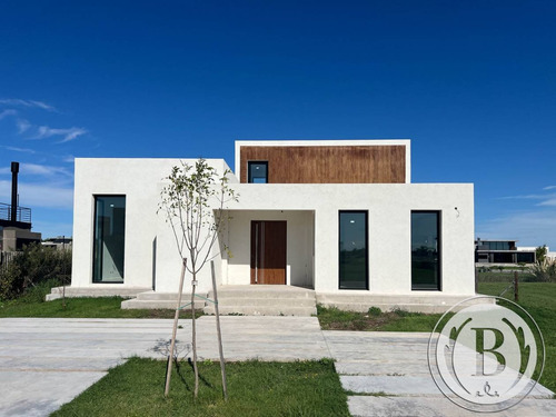 Bustamante Prop El Naudir 12254 Casa Venta A Estrenar Escobar