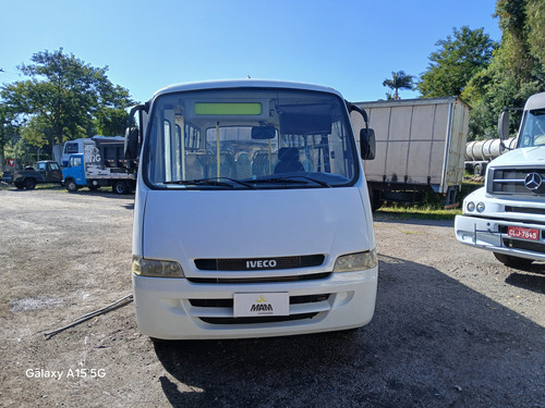 Micro Ônibus 25 Lugares