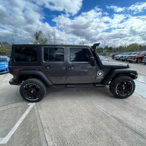 Imagen 8 de 20 de Jeep Wrangler 3.6 Rubicon 284hp Atx