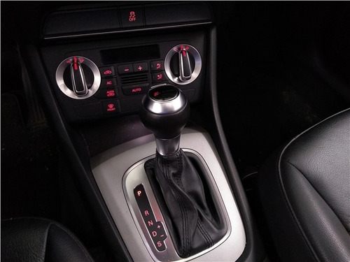 Audi Q3 2.0 Tfsi Ambiente Quattro 170cv 4p Gasolina S Tronic