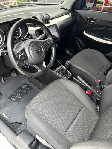 Suzuki Swift Híbrido 2022