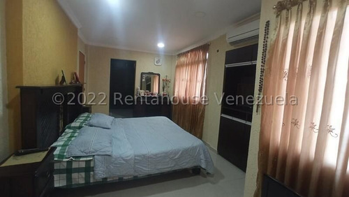 Imagen 12 de 14 de Town House En Venta Villas Geicas Maracay 22-19071 Wjo